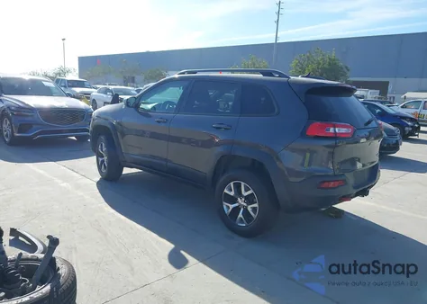 2015 Jeep Cherokee Trailhawk z USA, uszkodzony, nr VIN 1C4PJMBS0FW704738